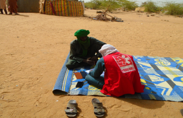 Mobilisateur communautaire pour un soutien médical et psychosocial au Mali de l'ONG Première Urgence Internationale